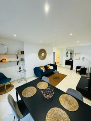 Appartement lumineux 4 pièces refait à neuf aux portes de Paris